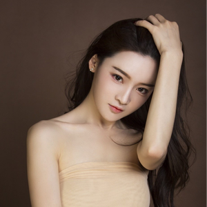 欧美丰满美女肏屄吃乳
